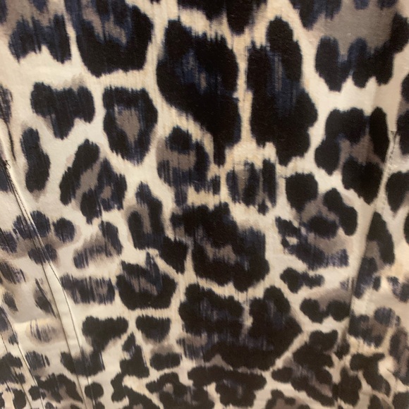 Sleeveless black and animal print sheath dress - Picture 4 of 4